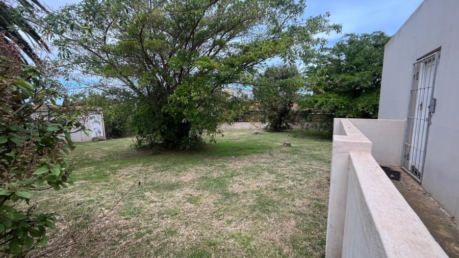  Bedroom Property for Sale in Jeffreys Bay Central Eastern Cape